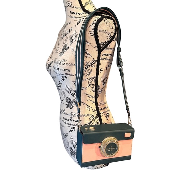 Kate Spade Teal and Pink Oh Snap Camera Crossbody Strap Purse - Picture 7 of 14